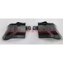 Load image into Gallery viewer, F1EB17A881BA Rear bumper bracket R For Ford Focus F1 15-18